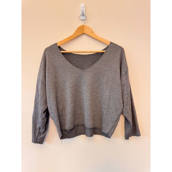 Dark Grey V-Neck Sweater Size Medium - Picture 1 of 2